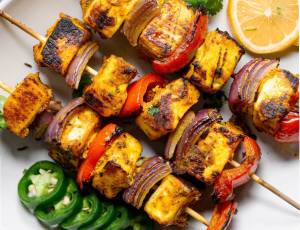 Tawa Paneer Ka Tikka
